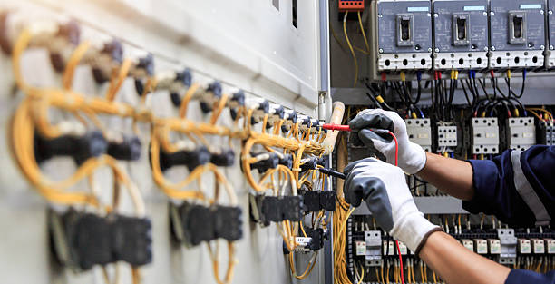 Professional Electrician technician working in Temple City, CA